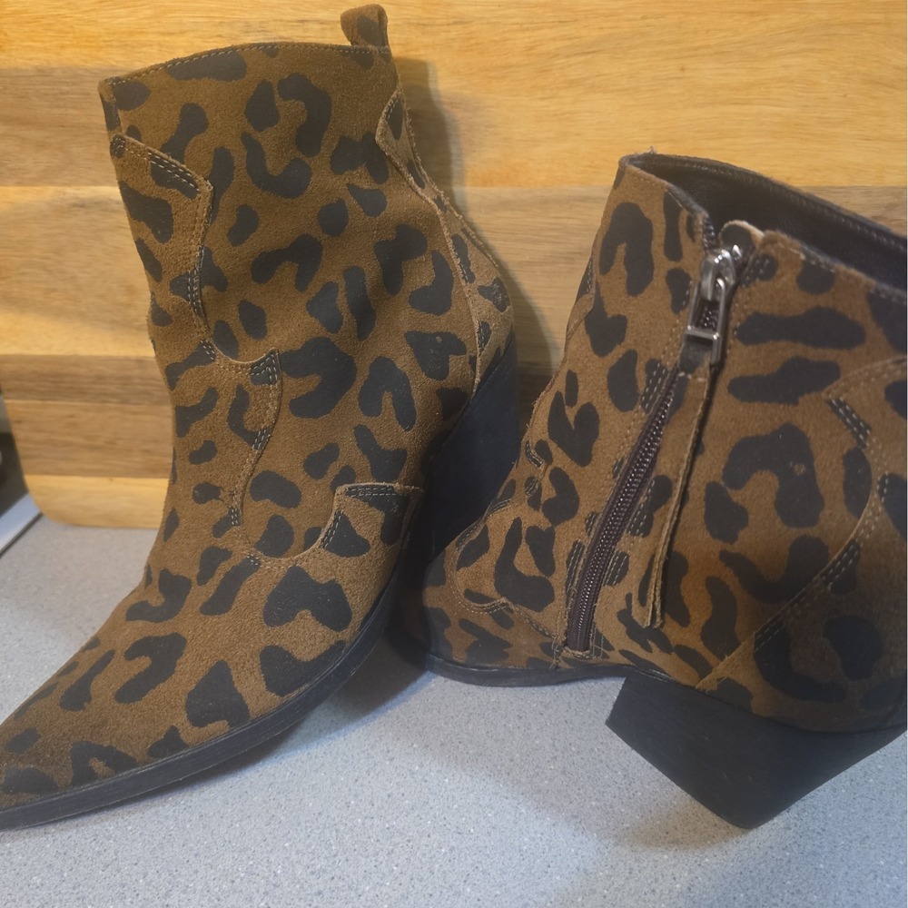 Golo Womens Size 8M Cheetah Suede Zip Ankle Fashion Boots Bootie